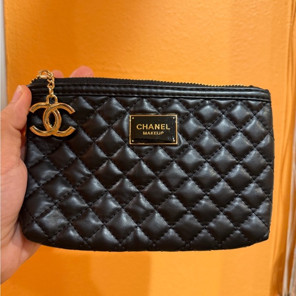 GWP Chanel Black Quilted Cosmetic Bag with Gold Accents - Picture 2 of 5